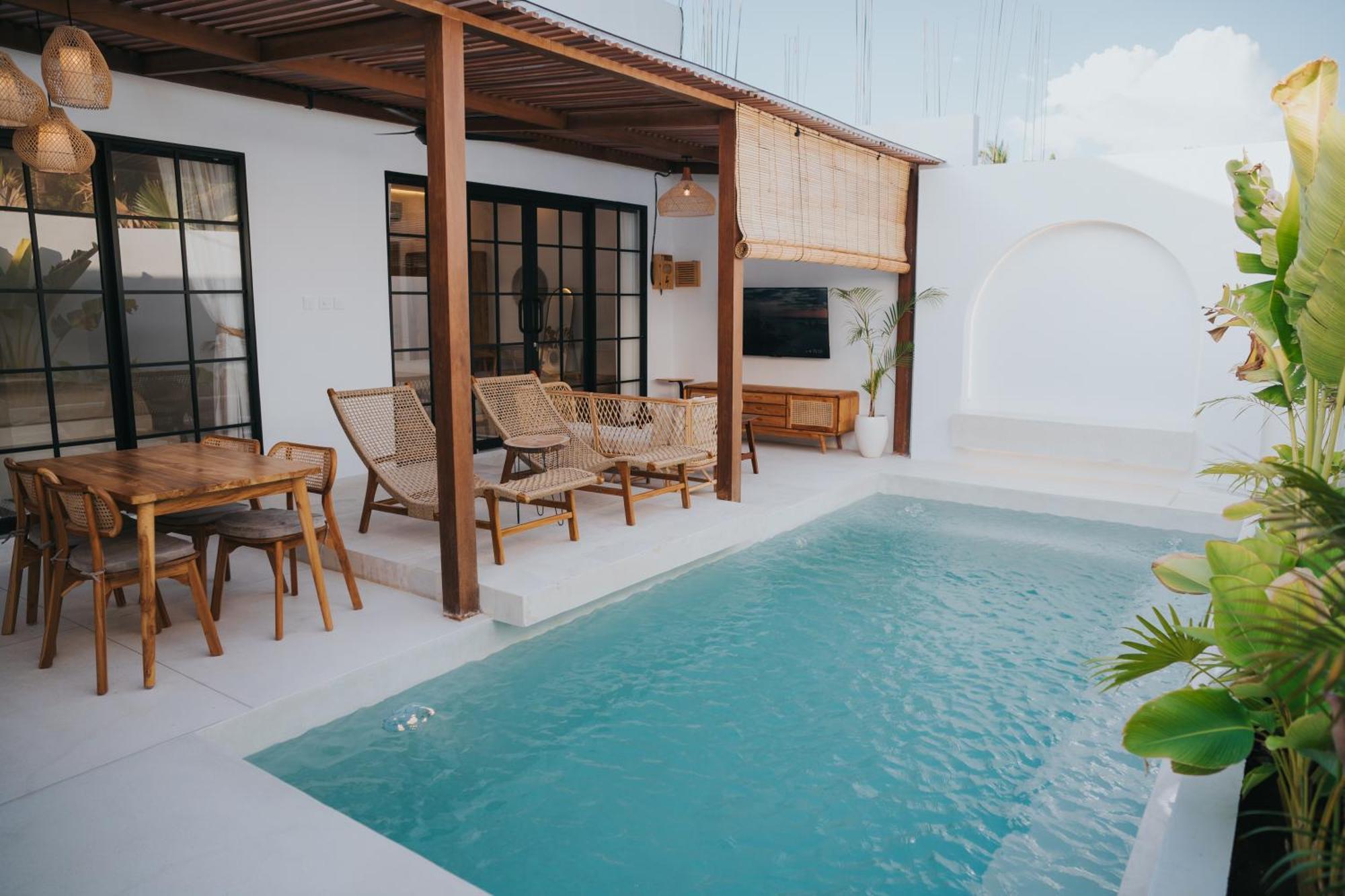 Brandon Villa Lovina With Private Pool Bagian luar foto