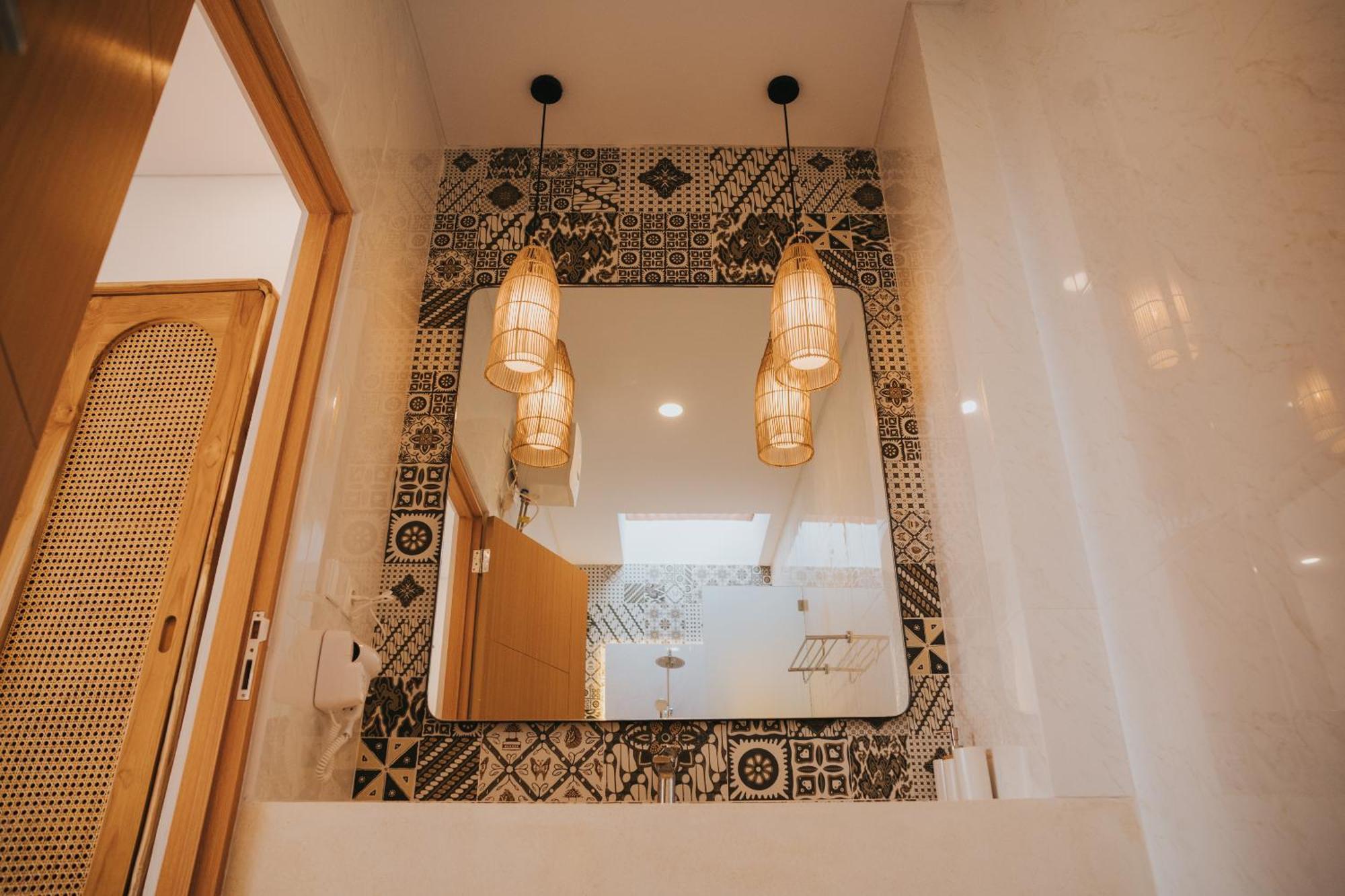 Brandon Villa Lovina With Private Pool Bagian luar foto
